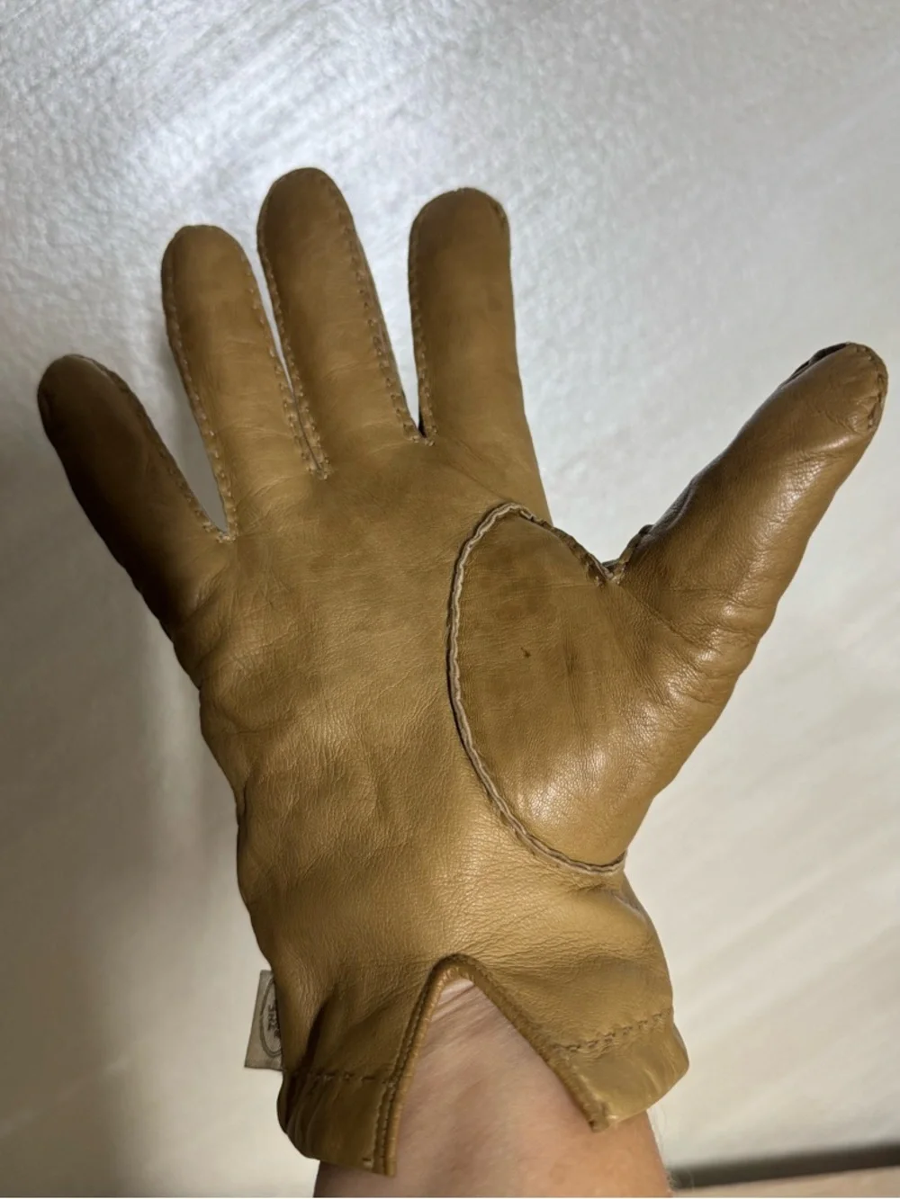 The Bridge Women Size 8.5 Beige Leather Wool Lined Gloves